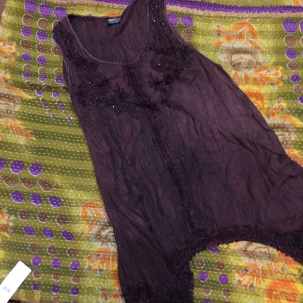 LSI wine colored tunic os